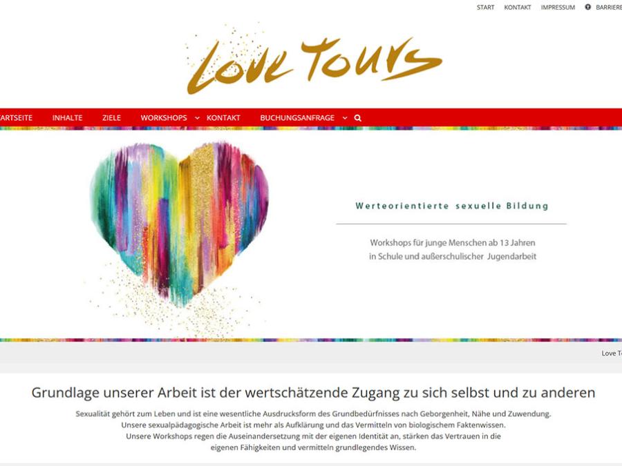 Shot der Startseite der Homepage der Lovetours der Caritas